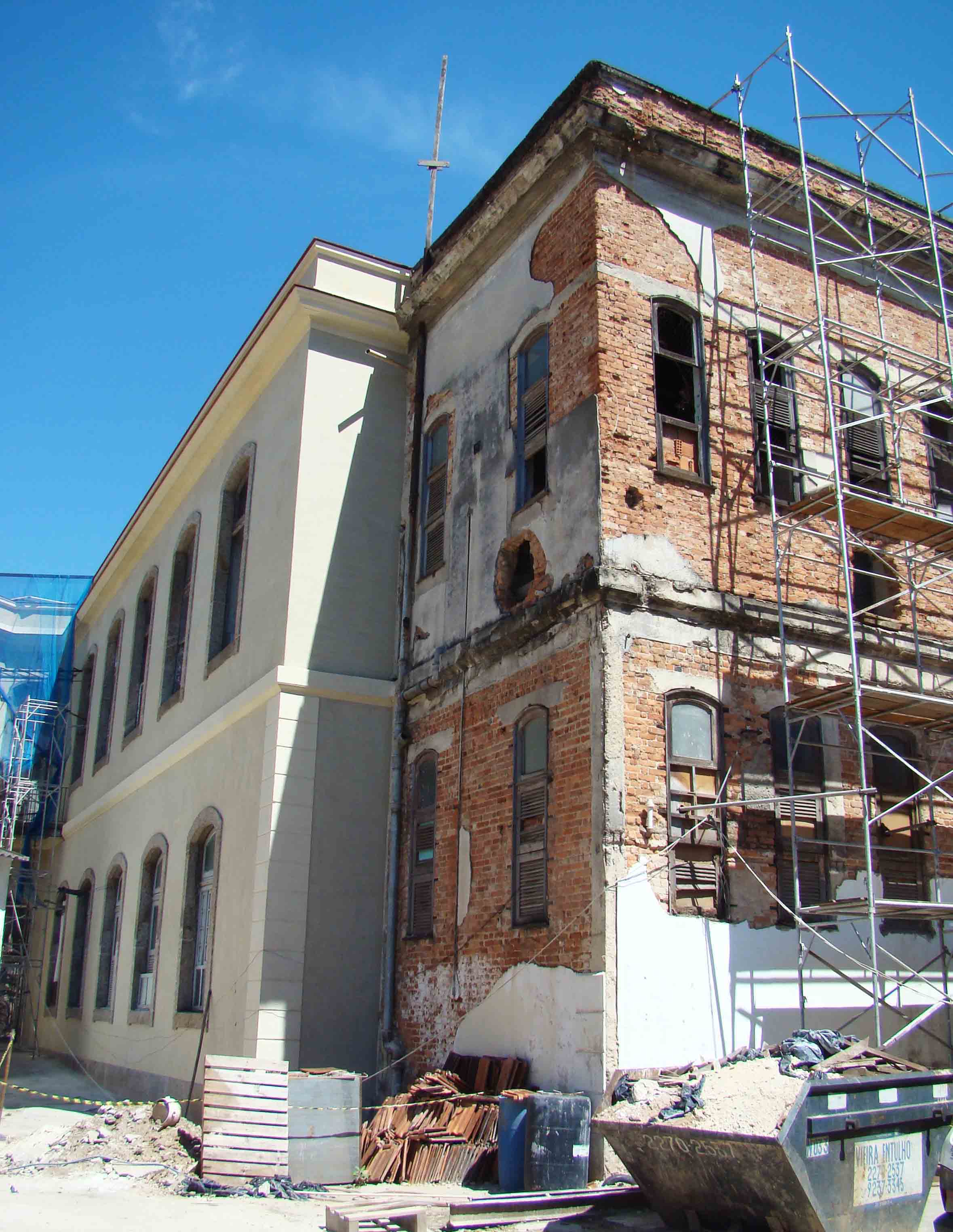 Anexo do prédio 1 em restauro - 23/01/2014